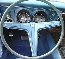 Late 1968 N30 Steering Wheel without black accents